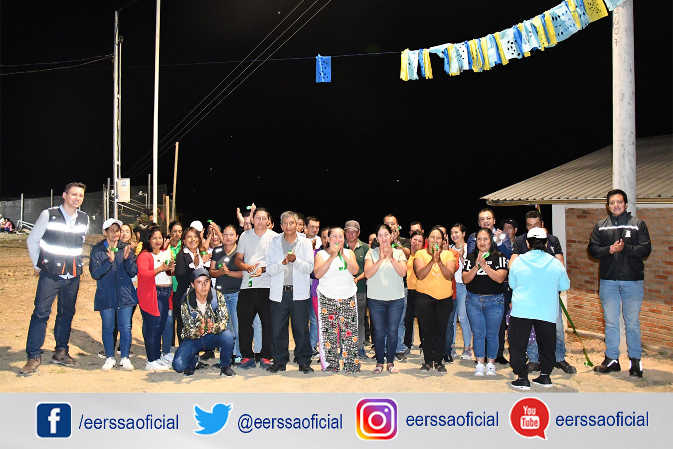 Electrificación llega al barrio Reina del Cisne, parroquia Chito, cantón Chinchipe